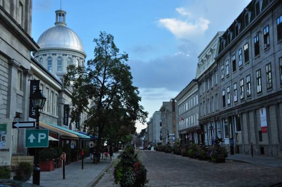Rua da Old Montreal, no Canadá